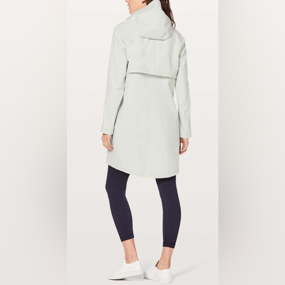 NWOT Lululemon Cloud Crush Jacket Ocean Mist - Picture 2 of 8